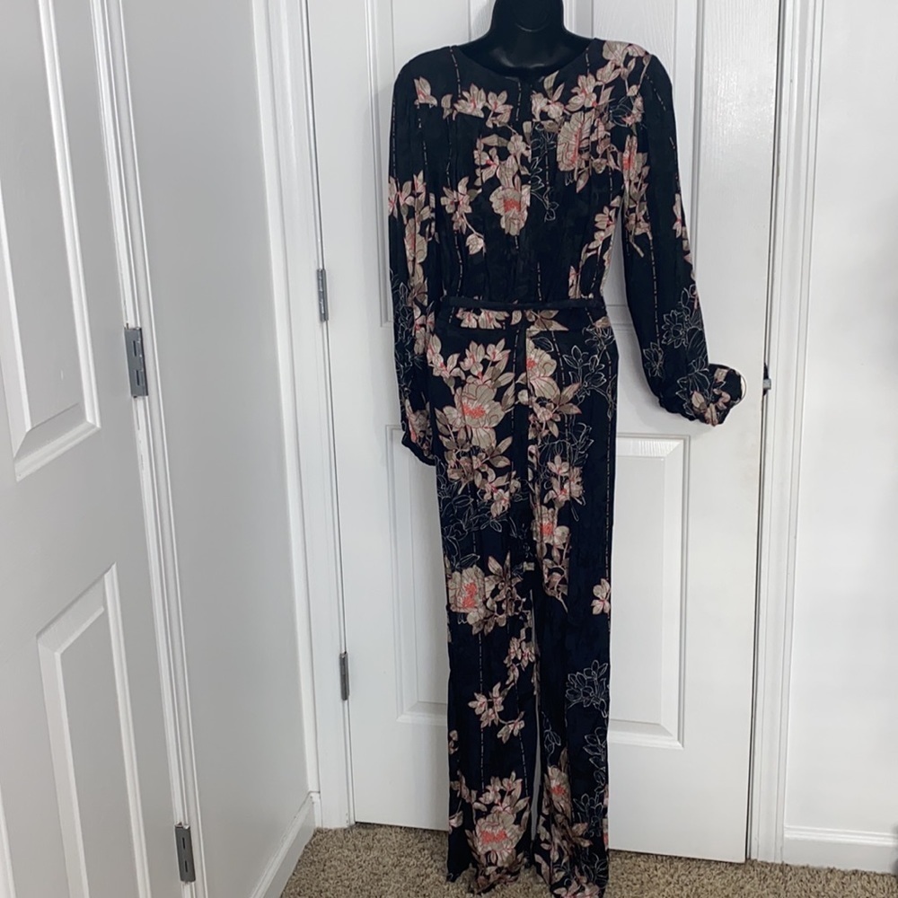 Anthropologie Harlyn Audria Jacquard Floral Jumpsuit Size Small - Picture 6 of 12